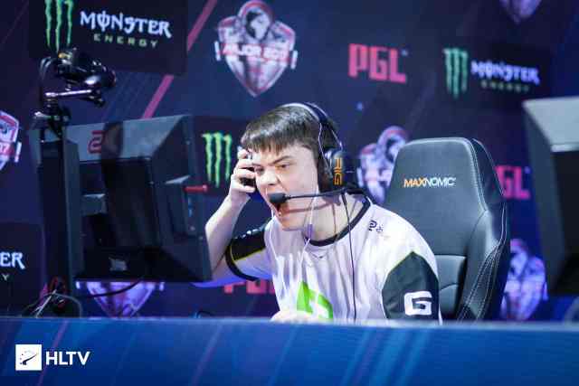 期与市场高 期与市场高