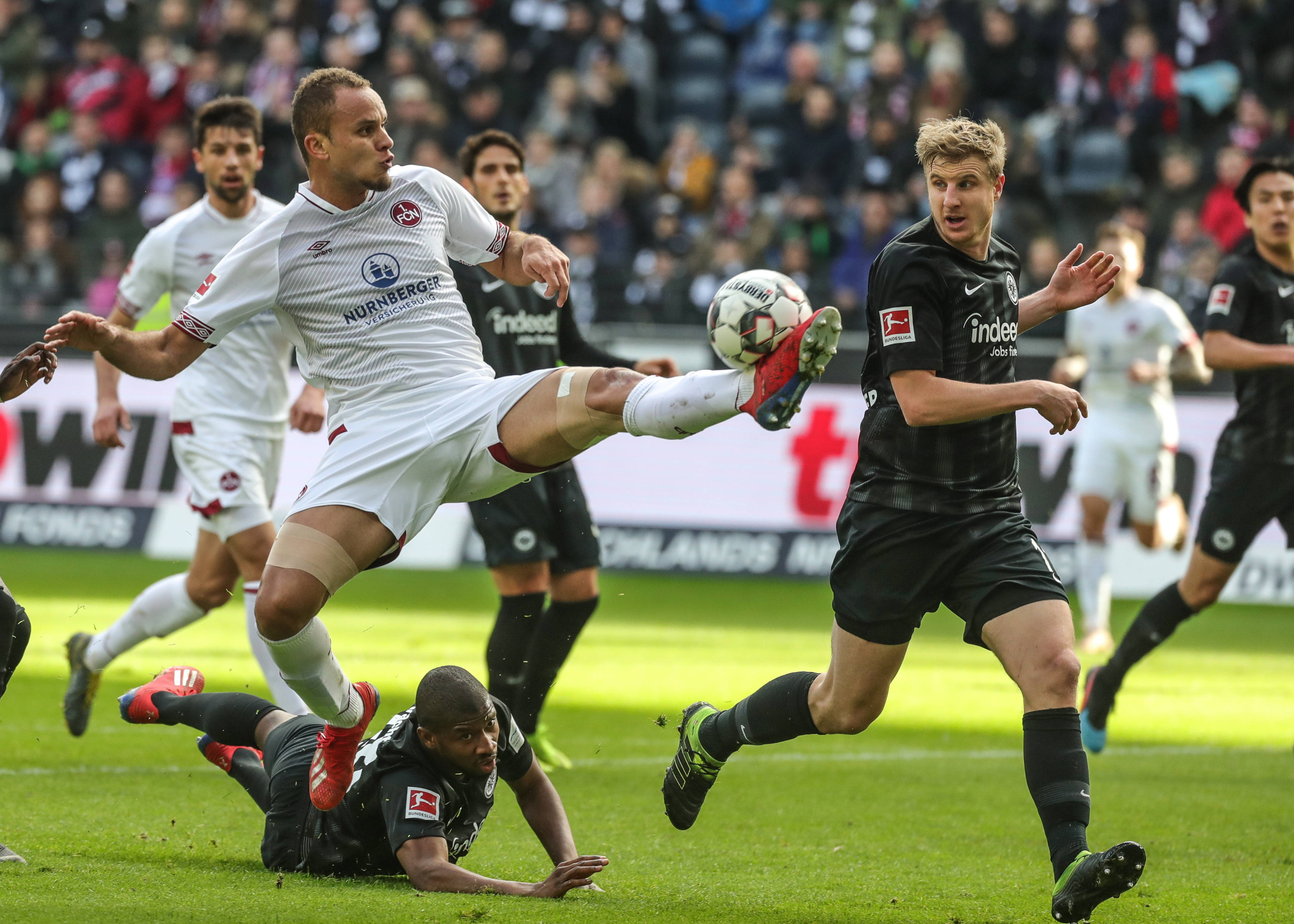 的竞争力下 的竞争力下