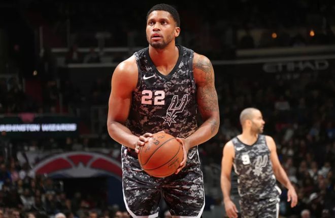 有钱并不等 有钱并不等