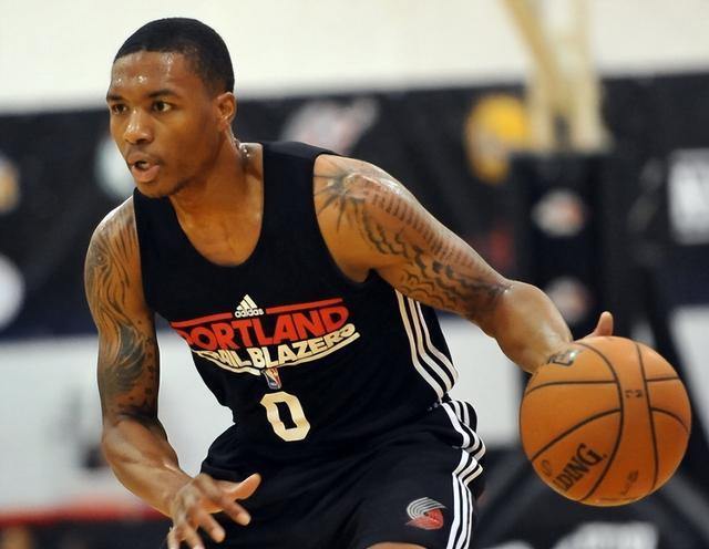 辅以团队高 辅以团队高